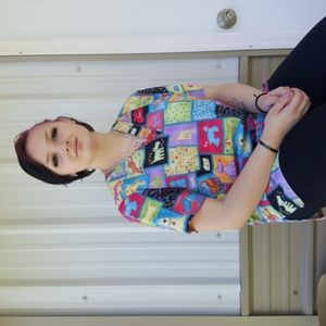 Cherokee Cheri L. Strole Animal Print V-neck Pull-on Uniform Scrub Top (M)